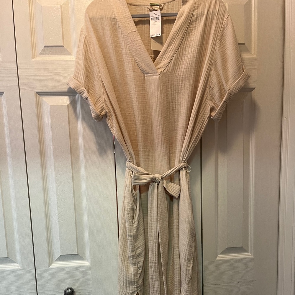 Incredibly soft NWT Magaschoni Organic Cotton Dress. XL.